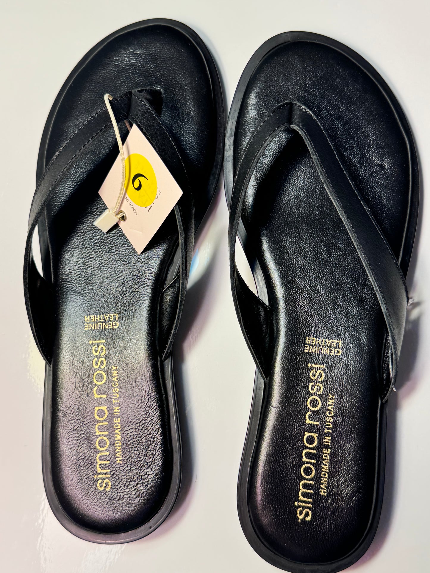 NEW!!  Women Leather Flip-Flop Size 9