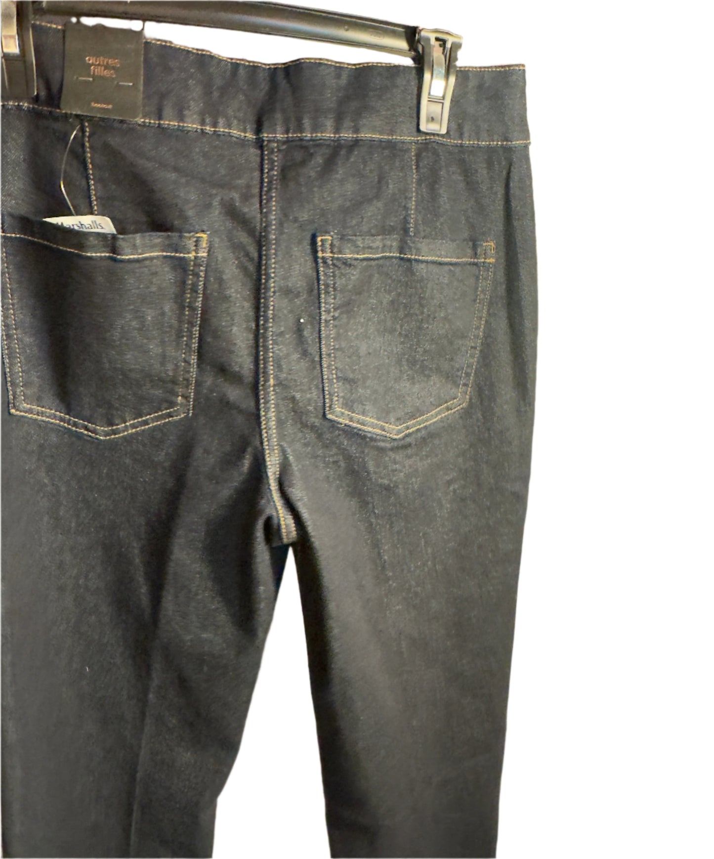 NEW!! Nicole Miller Women  Dark Blue Denin Jeans  Size (6)