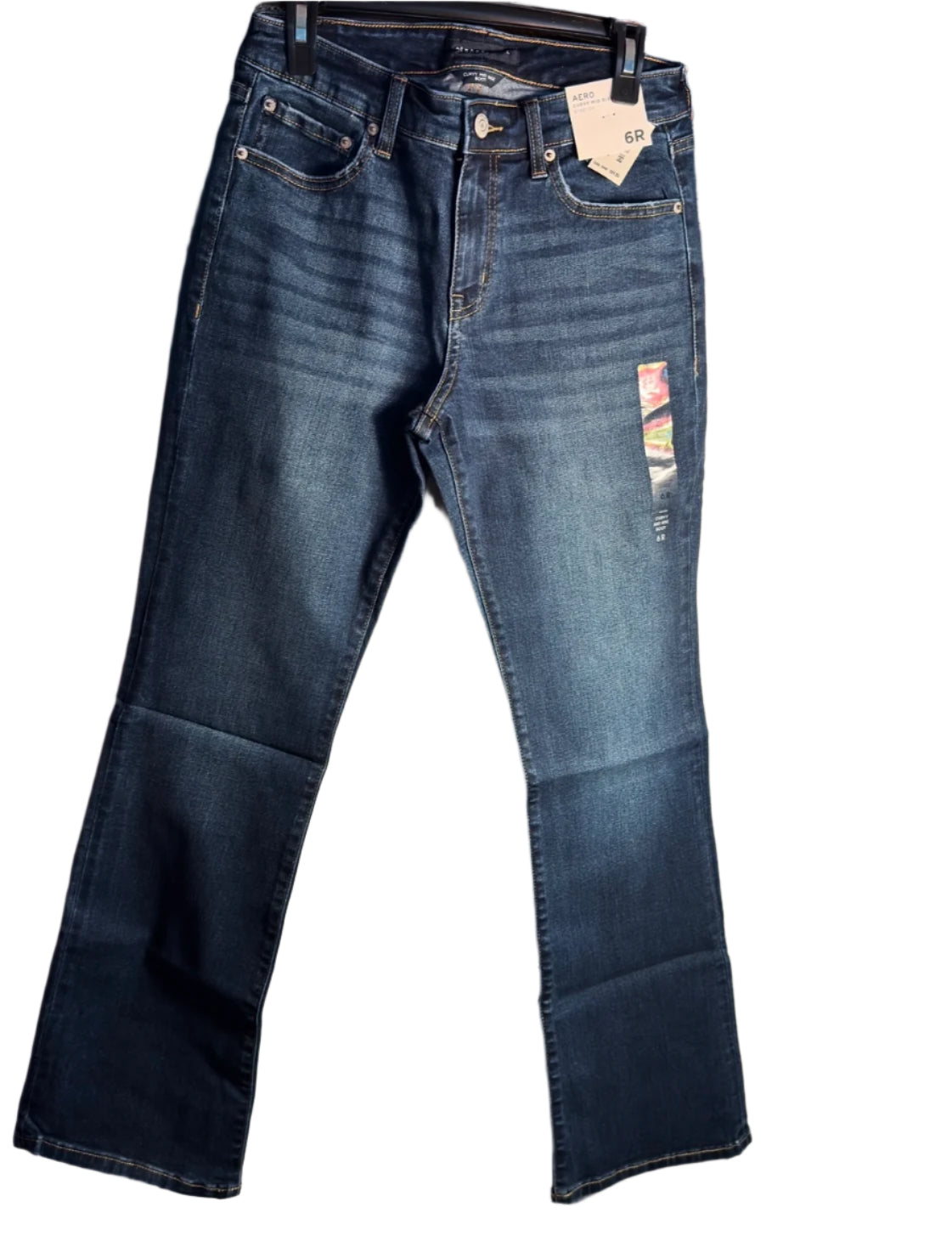 NEW!! Aeropostale Women  Curvy Mid-Rise curvy Bootcut Regular Jeans Size  (6)
