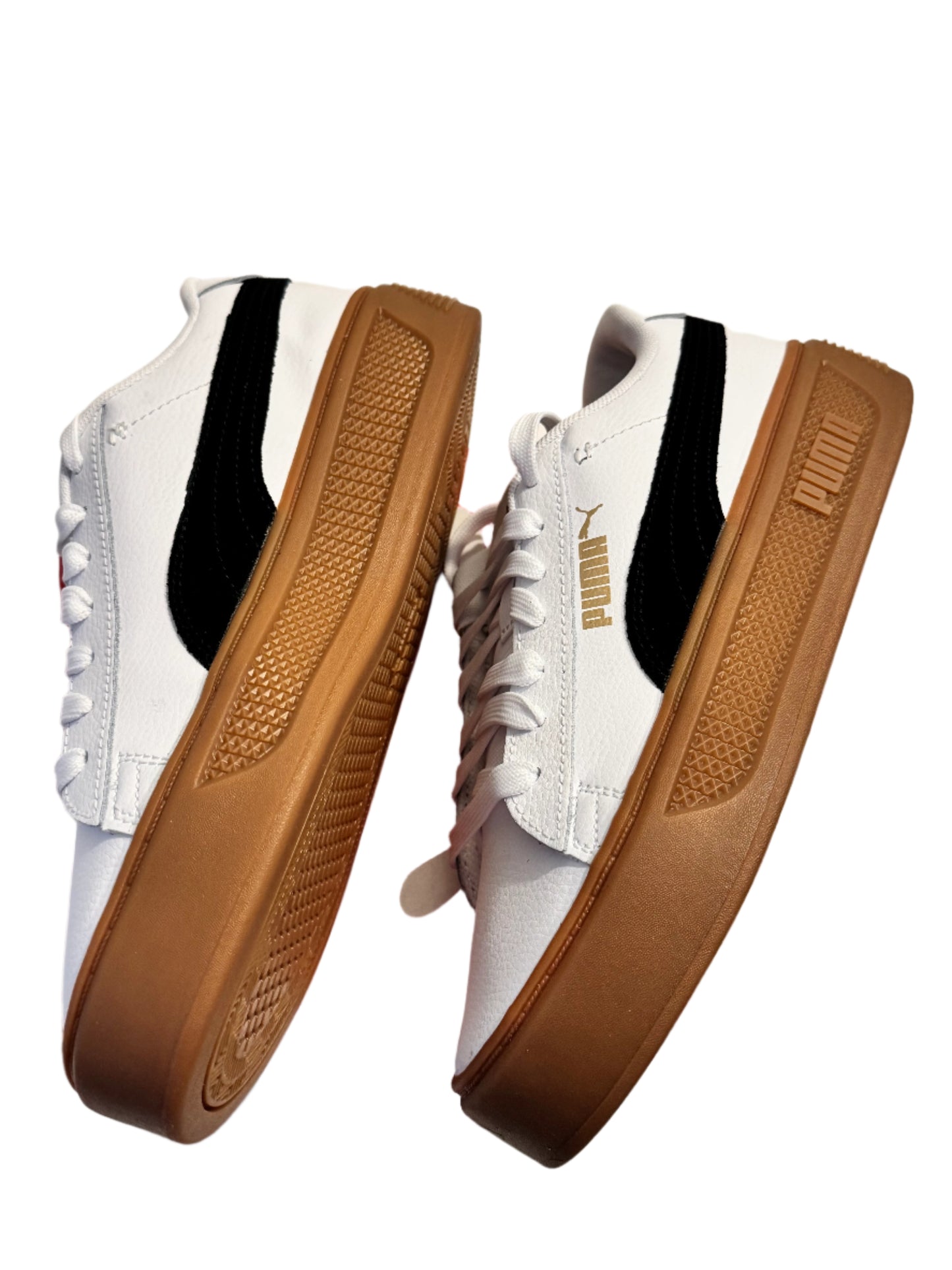 NEW!! Puma Women  Sneakers 8