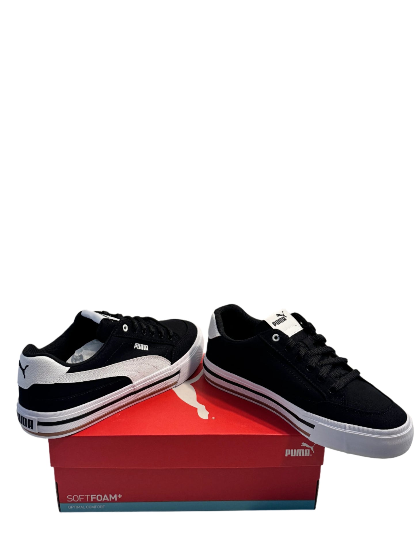 NEW!! Women Puma Sneakers size 8