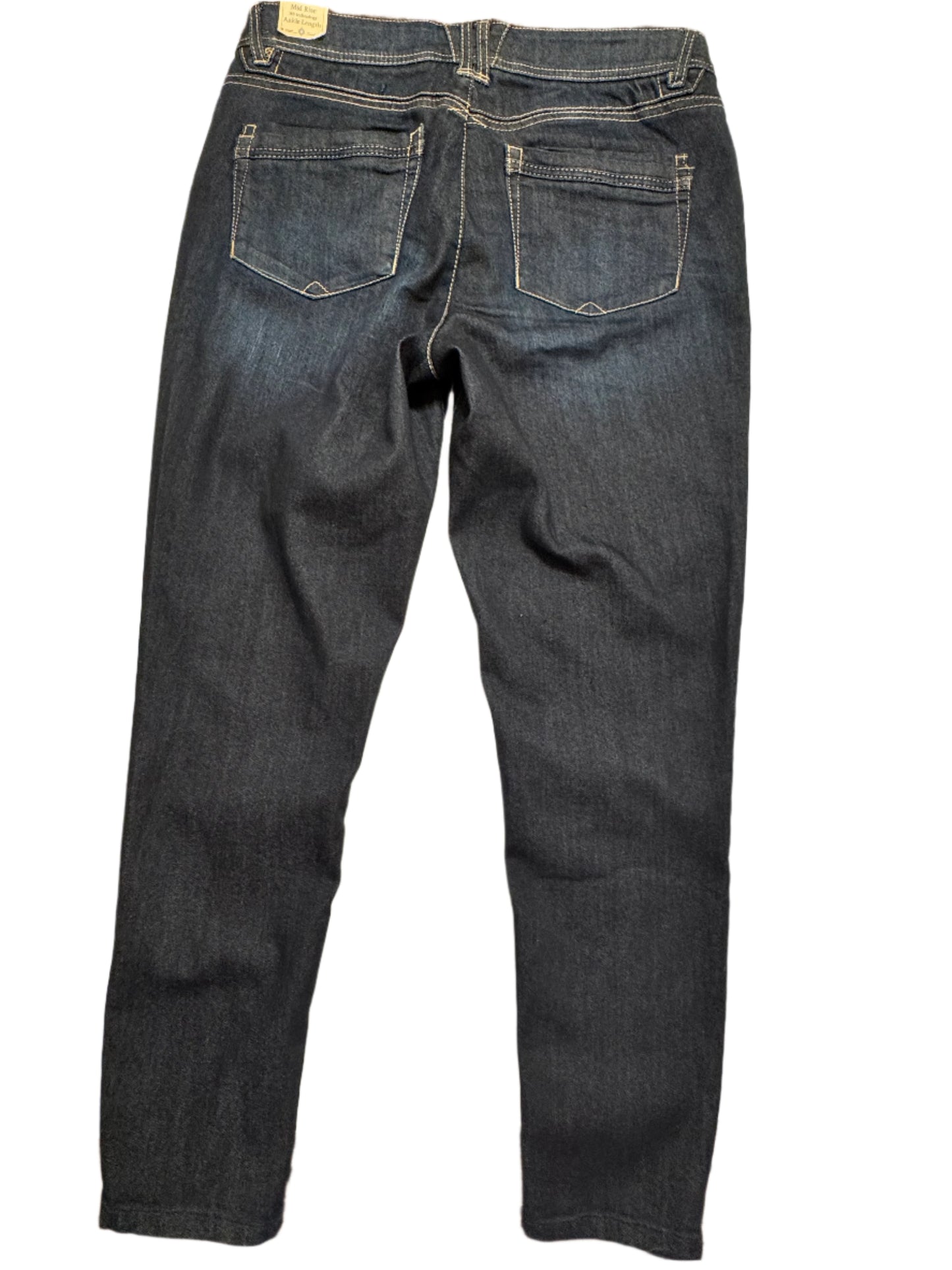 NEW!! Authentic Women Mid Rise Ankle Length Jeans Size (12)