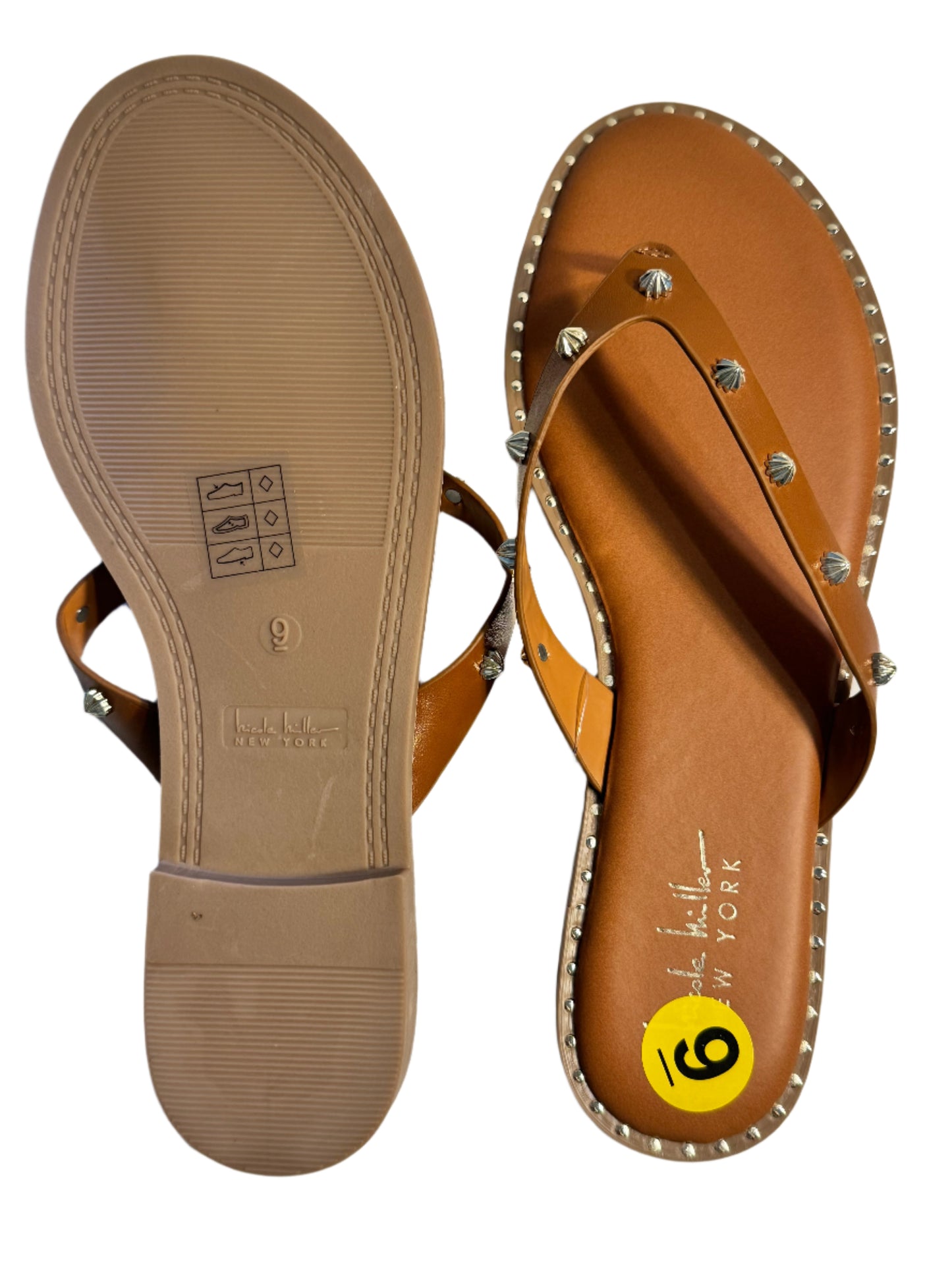 NEW!!  Women Flip-Flop Size 9